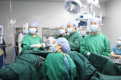 女子患上子宫内膜癌丨陕西冶金医院成功实施腹腔镜下子宫内膜癌分期手术